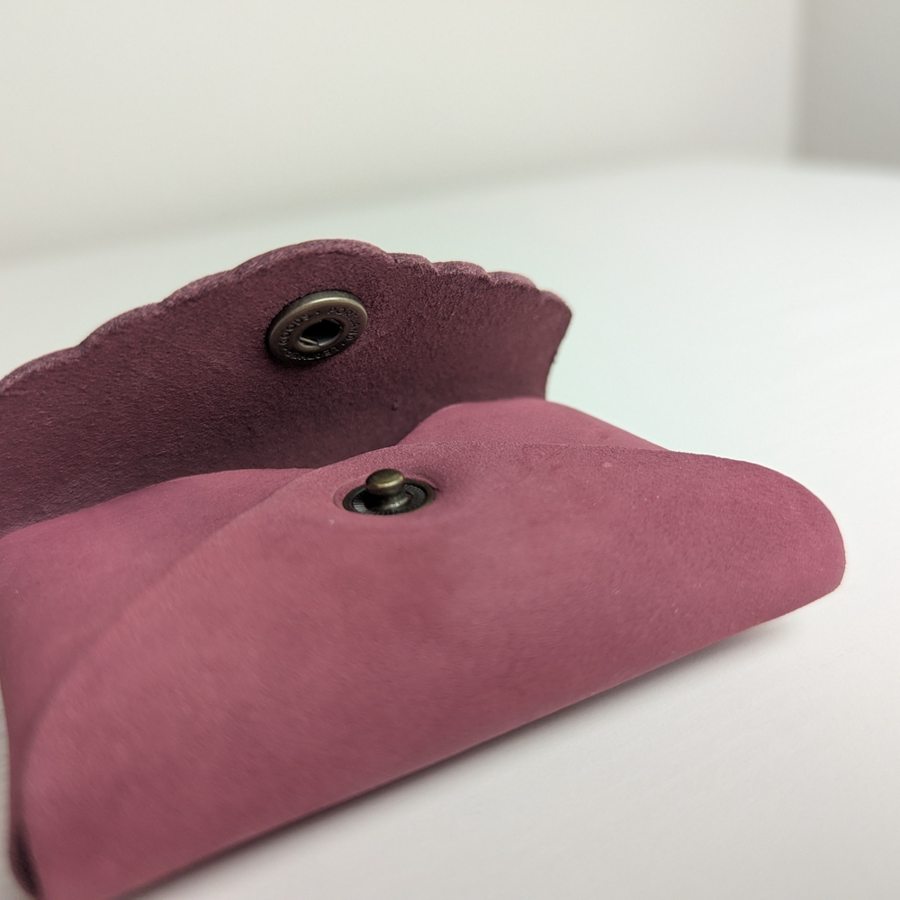 Portland Leather Pink Scalloped Suede Card Wallet - Picture 11 of 13